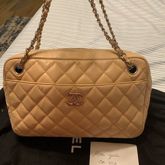 CHANEL LARGE CAMERA CASE BAG - Picture 8 of 11